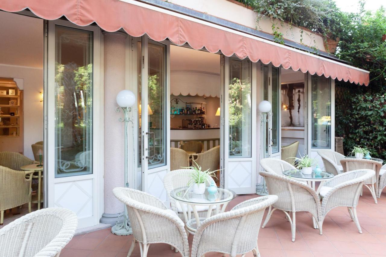 Hotel Mignon Forte dei Marmi Exteriör bild