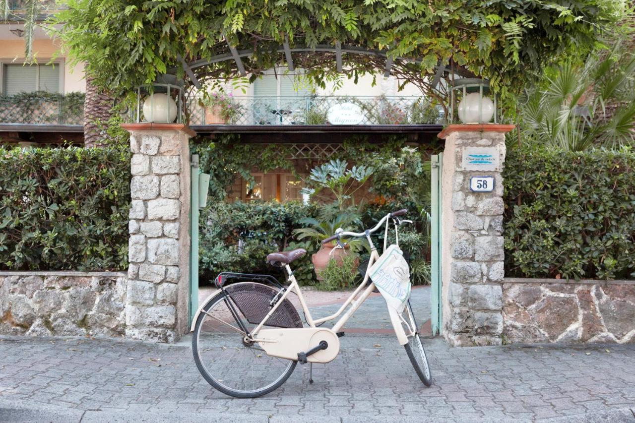 Hotel Mignon Forte dei Marmi Exteriör bild
